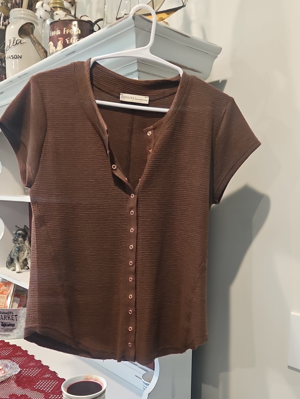 Zenana Outfitters Brown Short-Sleeve Ribbed Button-Front Top Never Worn No Tags